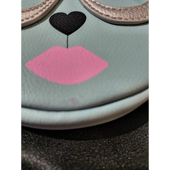 Betsey Johnson Circular Wristlet - Picture 4 of 6